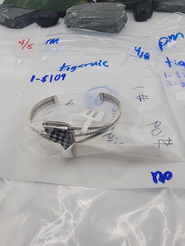 Tigernic 4/8/26 PM -  1 925 Sterling Silver Items