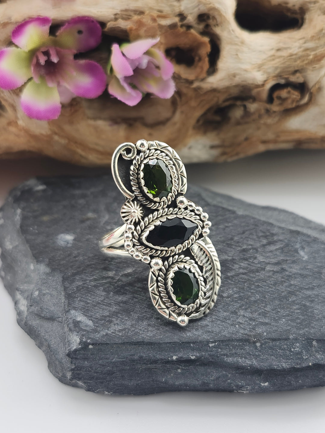 Green Chrome Diopside w/Black Onyx
