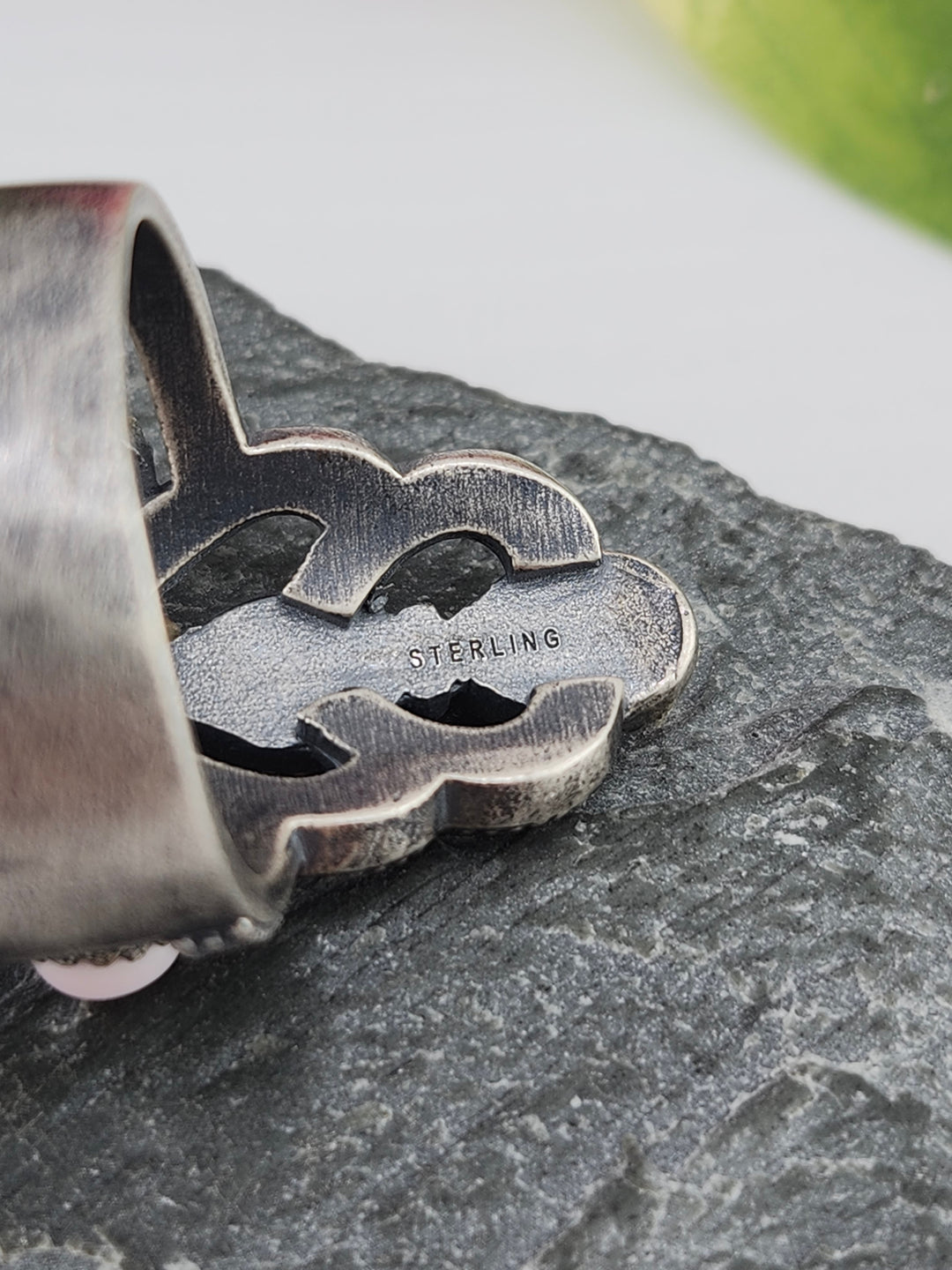 Queen Conch Shell and 925 Sterling Silver Ring - Size 9