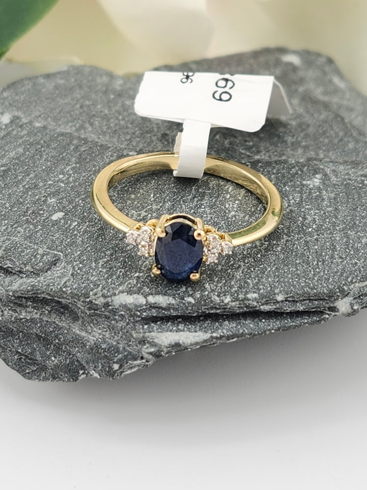 10K Gold Diamond and Blue Sapphire Ring