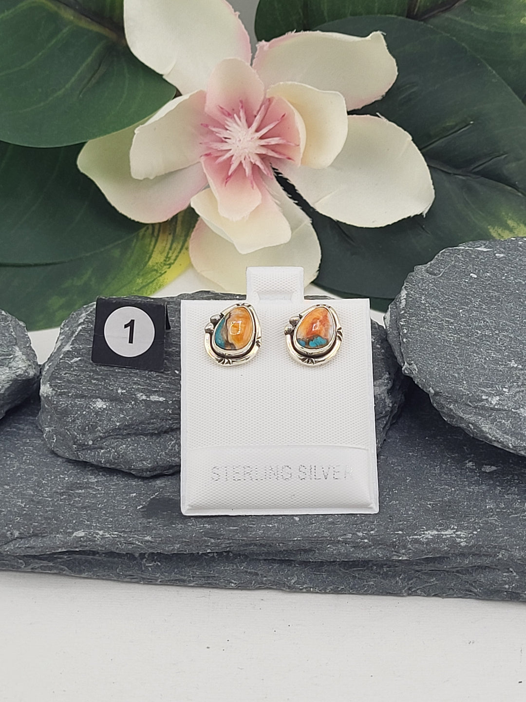 RESERVED FOR: nicole.5280.303 -1/1/2025 - 1 Sterling Silver Items