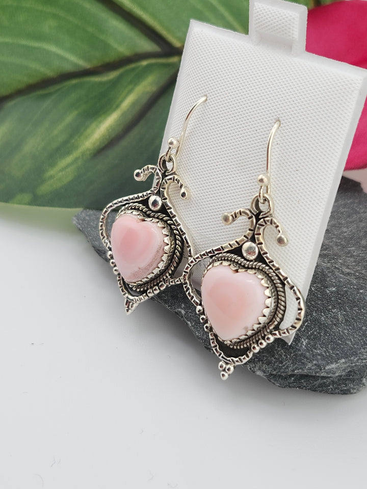 Queen Conch Dangle Earrings