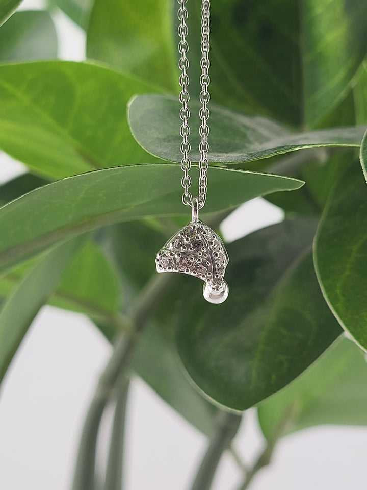CZ Santa Hat with 16" Chain