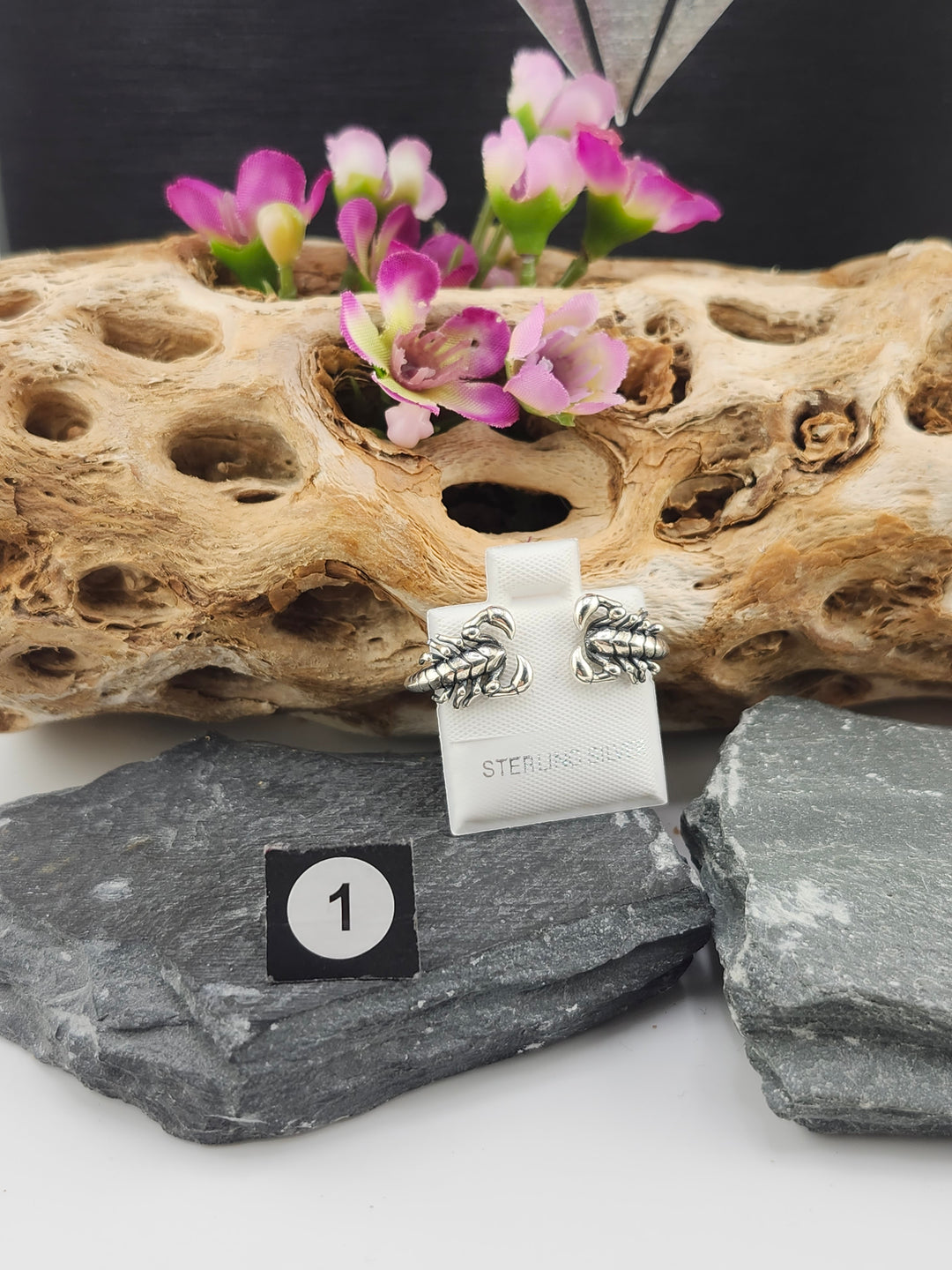 RESERVED FOR: lorena- 1/12/2025 - 1 Sterling Silver Items