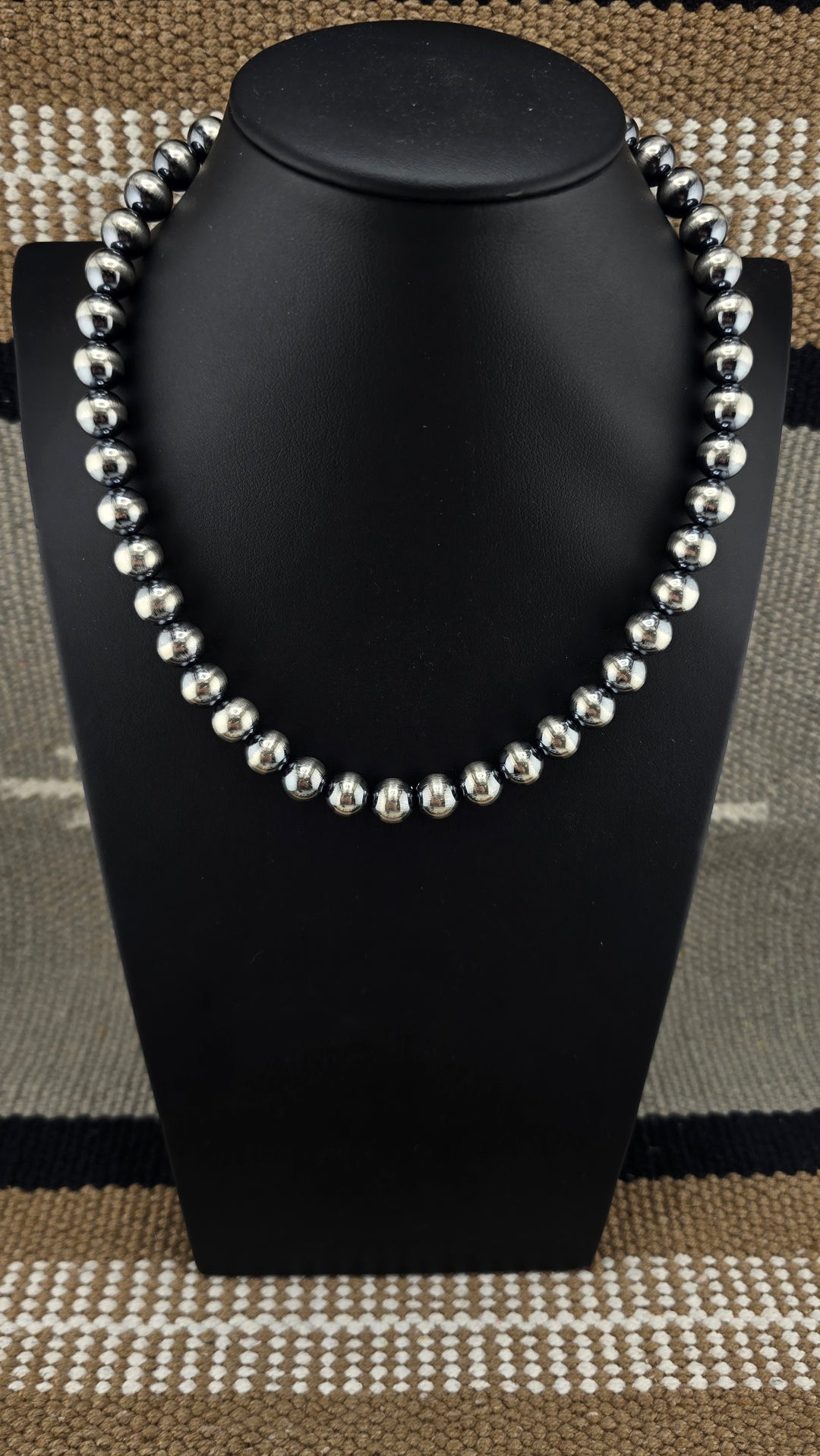 10mm Sterling Silver Desert Pearl necklace