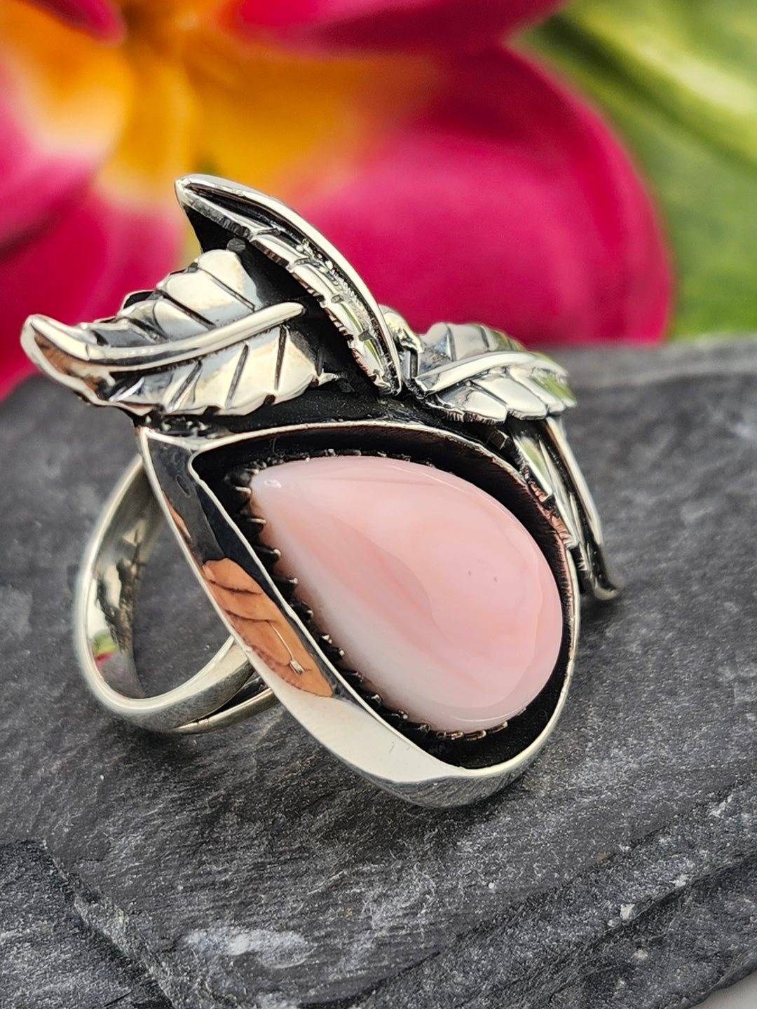 Teardrop Queen Conch Ring Size 7.25