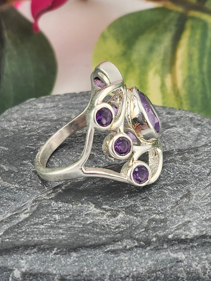 Amethyst and 925 Sterling Silver Ring - Size 7