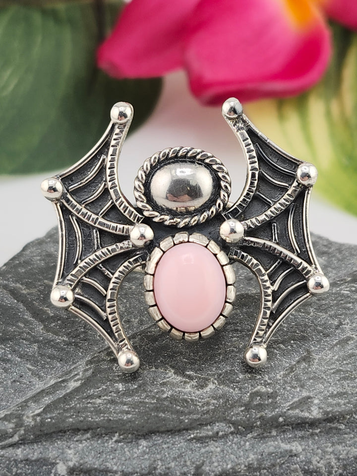 Queen Conch Shell and 925 Sterling Silver Spider Ring - Size 9