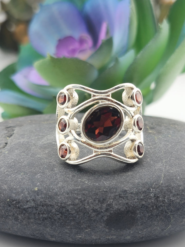 Multistone Garnet Ring & 925 Sterling Silver Ring Size 7.5