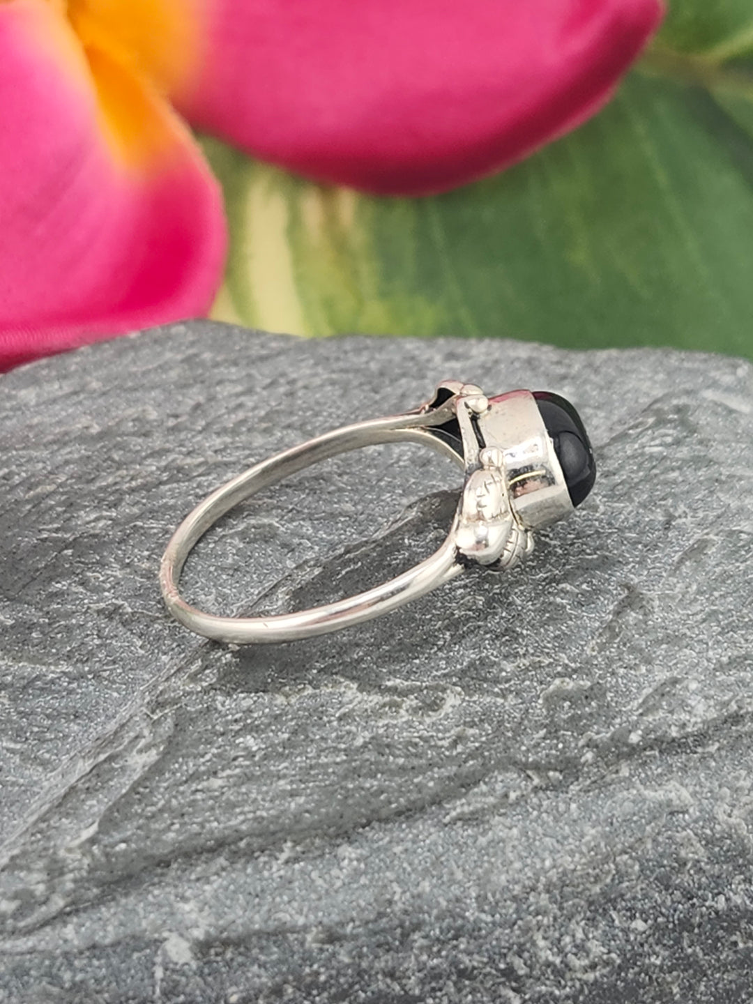 Black Onyx and 925 Sterling Silver Ring - Size 7.25