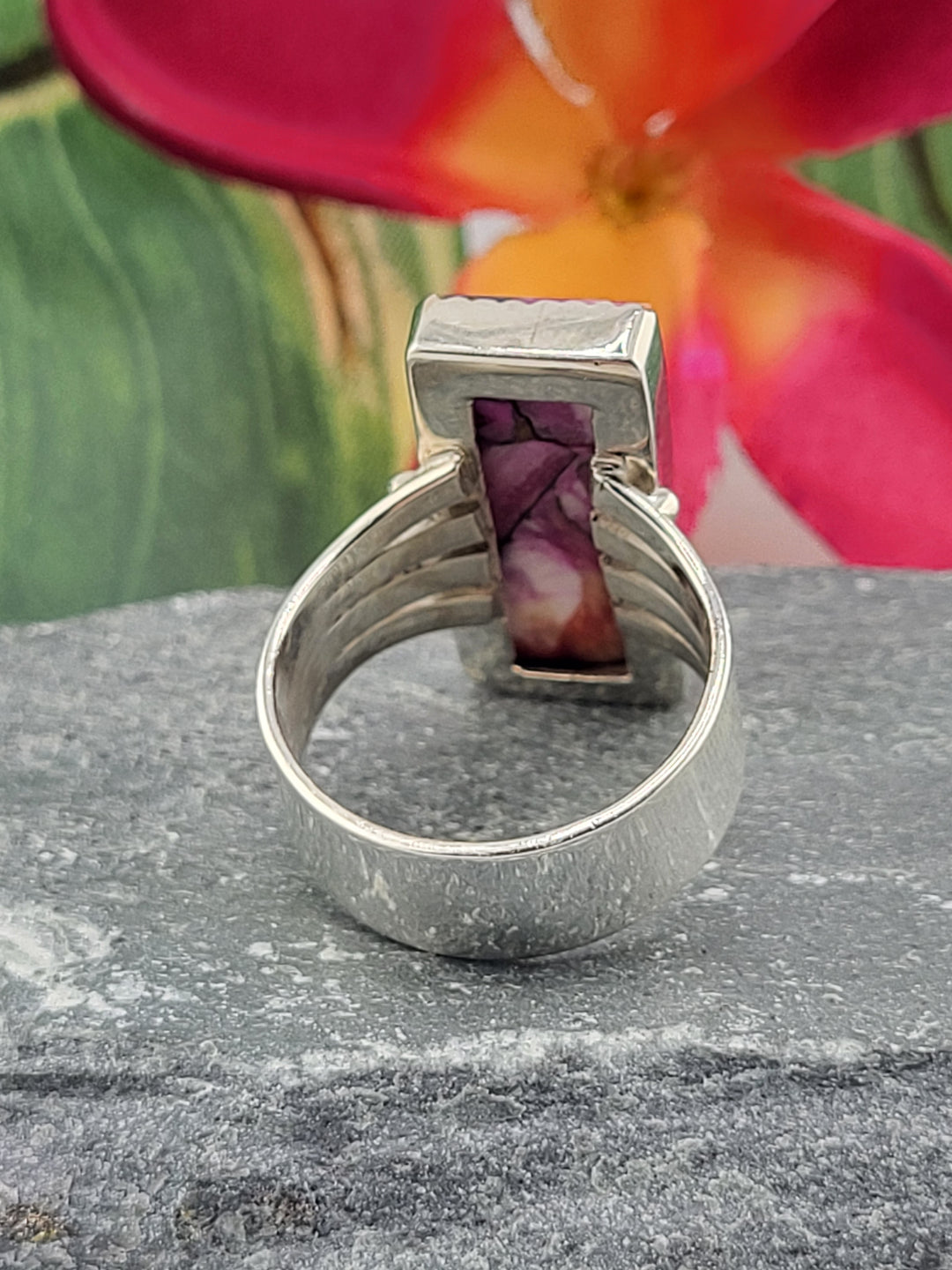 Dahlia Bar Ring Size 10