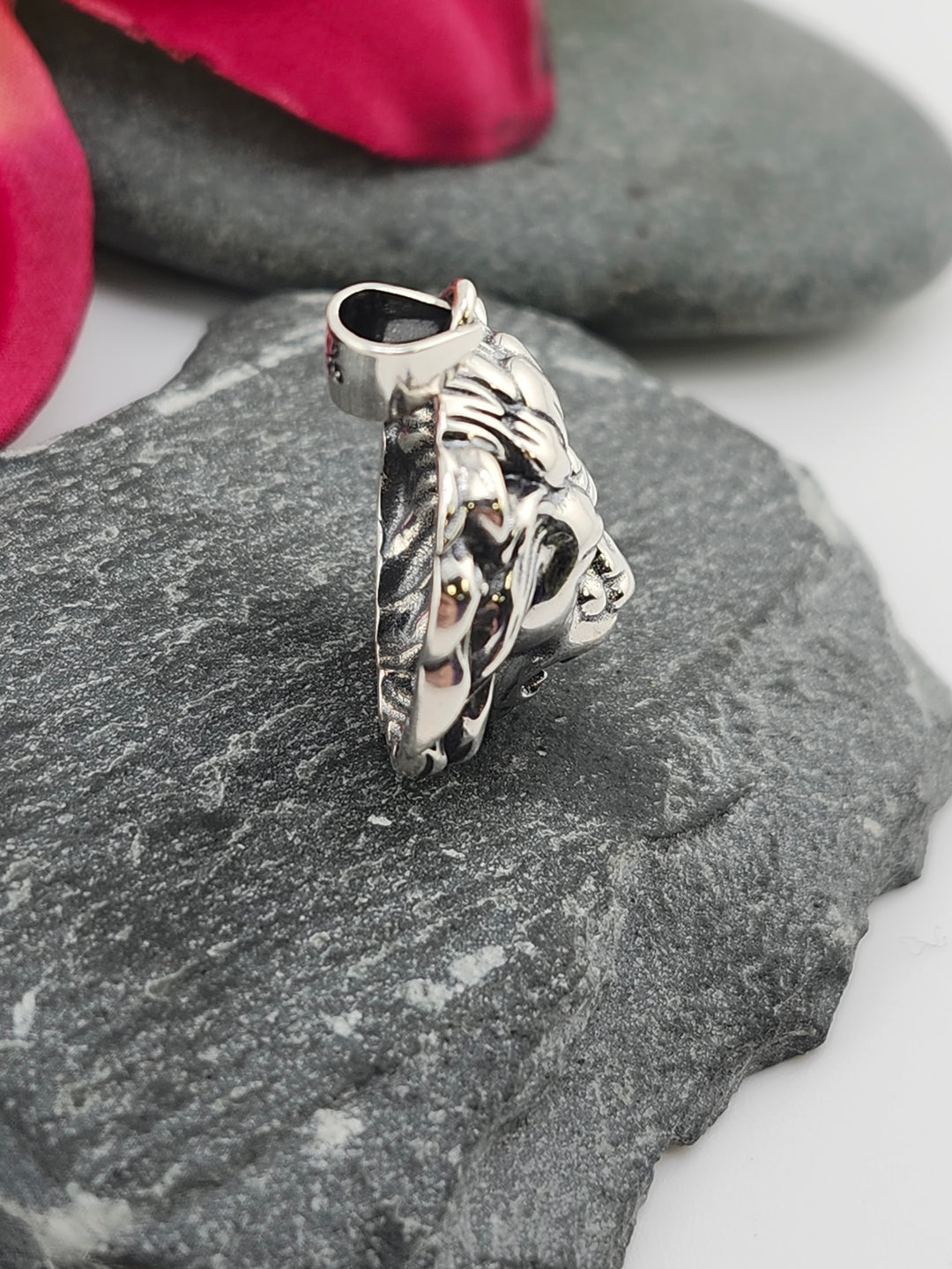 Sterling Silver Lion Head Pendant