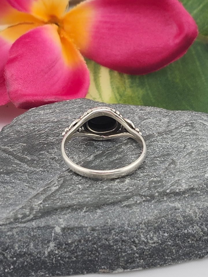 Black Onyx and 925 Sterling Silver Ring - Size 7