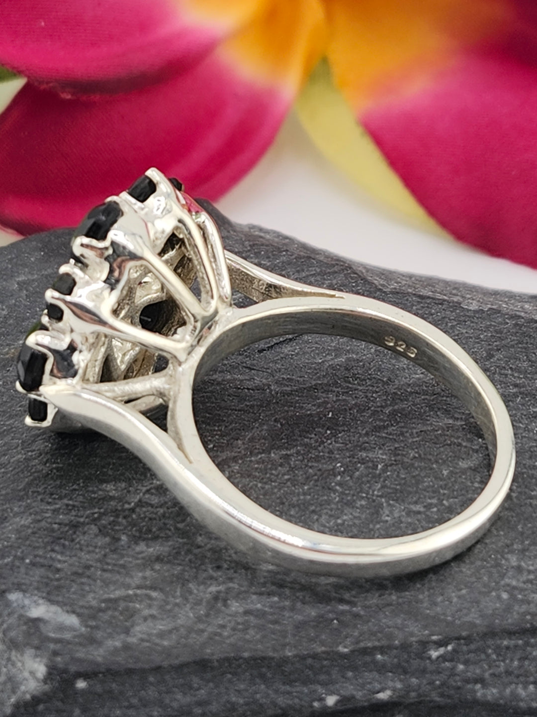 Cluster Black Onyx Ring Size 10