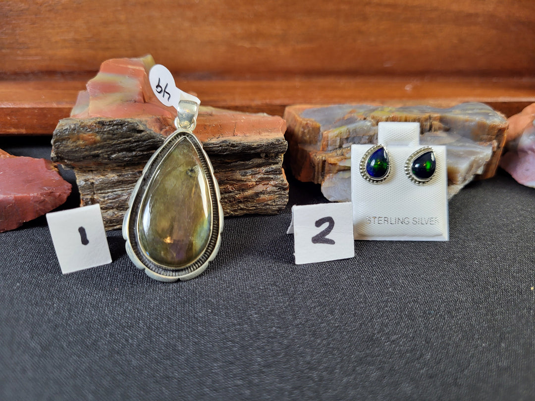 RESERVED FOR: FireChic59-7/11/24-1 Sterling Silver Items