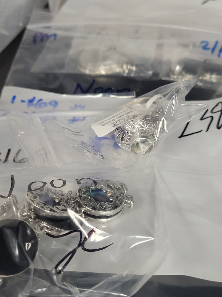 Noon - 2/1/26 - 2 925 Sterling Silver Items