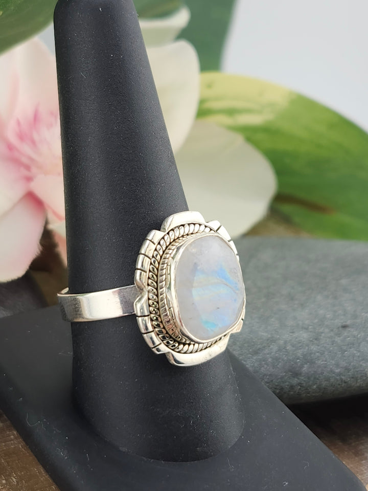 Cut Moonstone Ring Size 10