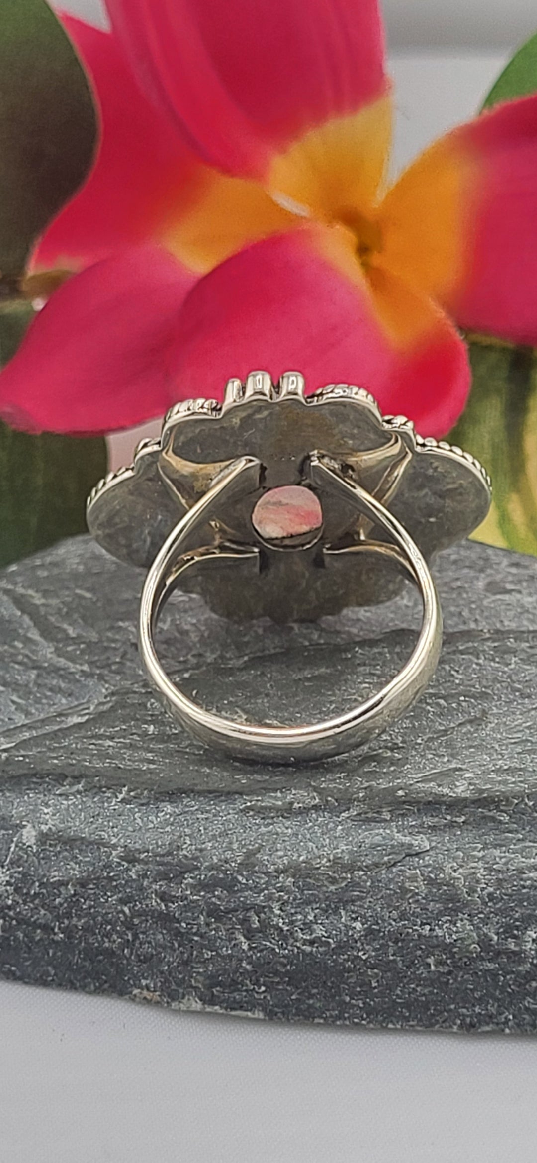 Moonstone and 925 Sterling Silver Ring Size 8