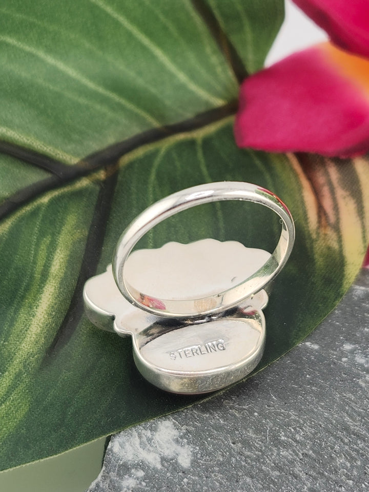 Queen Conch Paw Ring Size 10