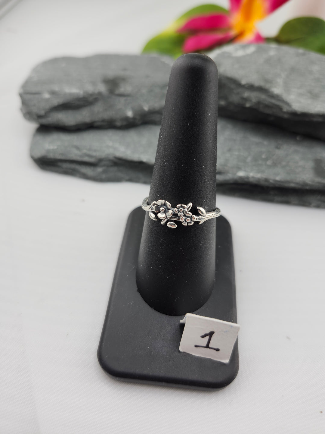 RESERVED FOR:   Ruthie -11/16/2024 - 1 Sterling Silver Items
