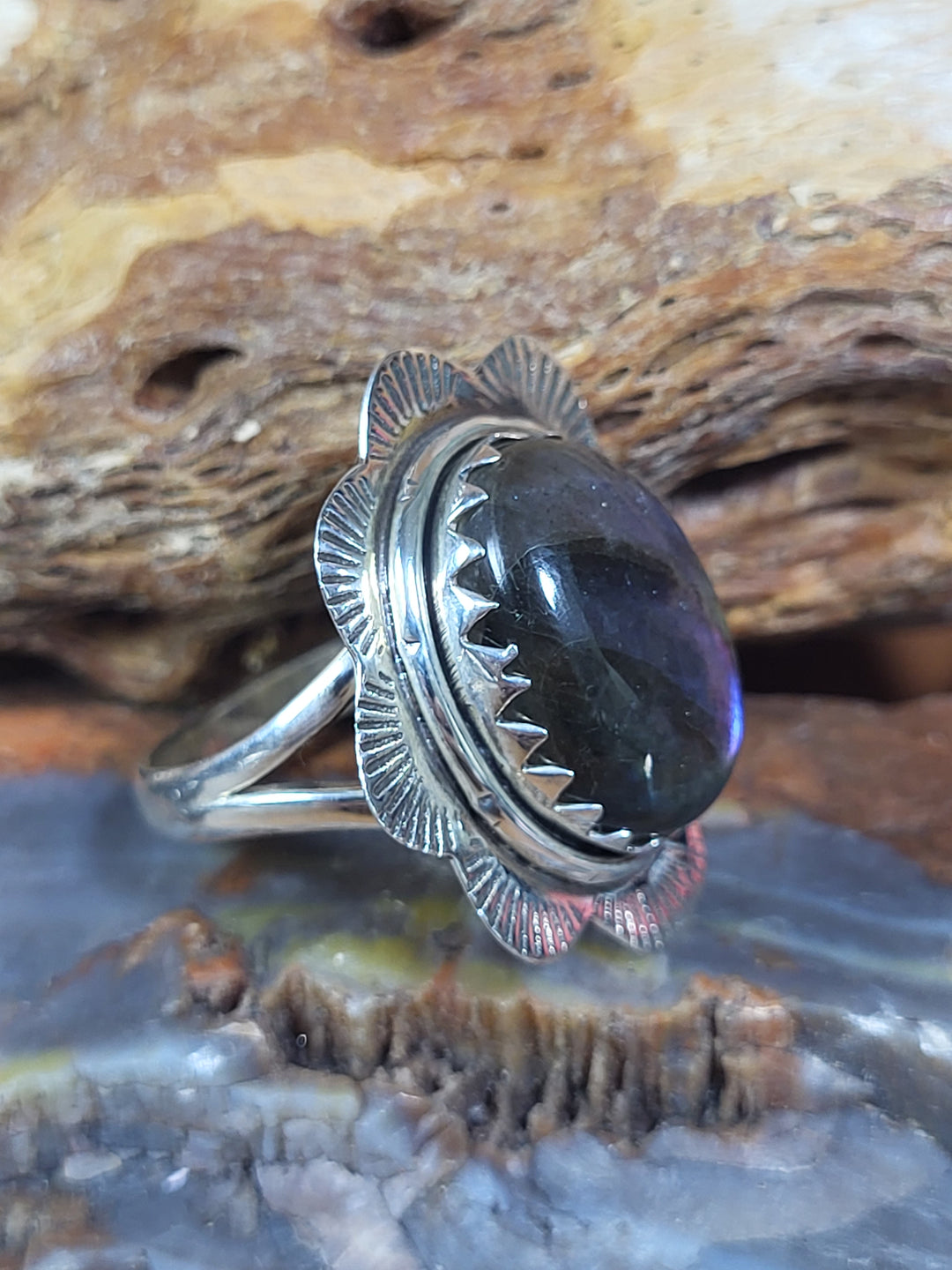 Natural Purple Labradorite 925 Sterling Silver Ring - Size 9