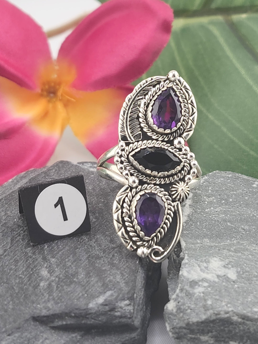 RESERVED FOR: nmchica - 1/30/2025 AM Show - 1 Sterling Silver Item