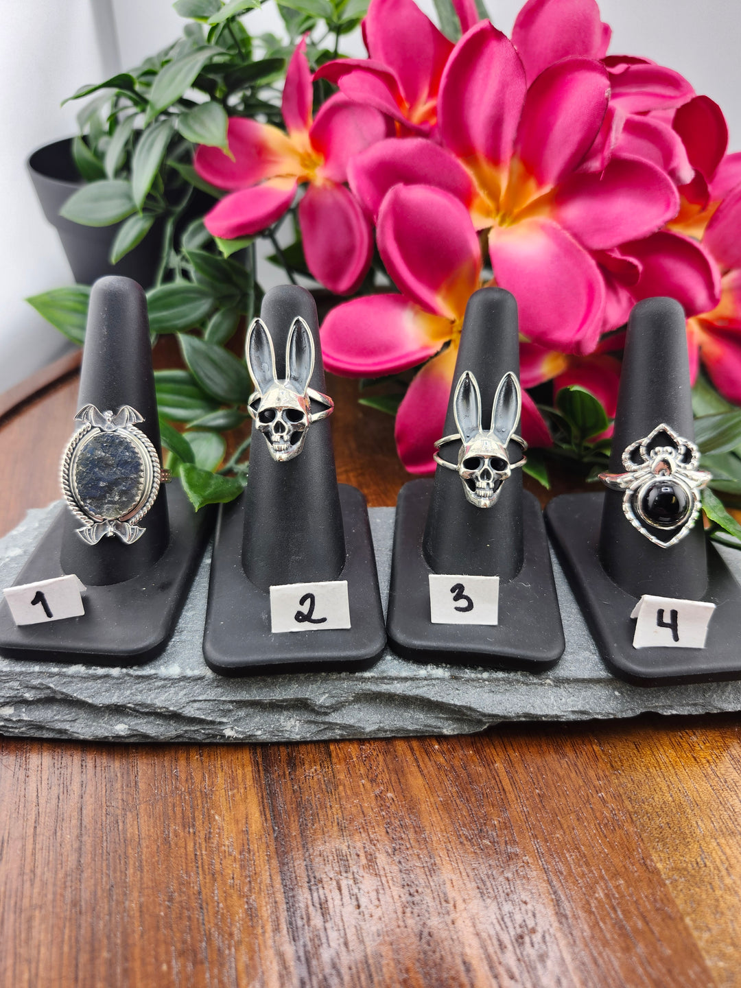 RESERVED FOR:  tigernic -10/19/2024 - 4 Sterling Silver Items