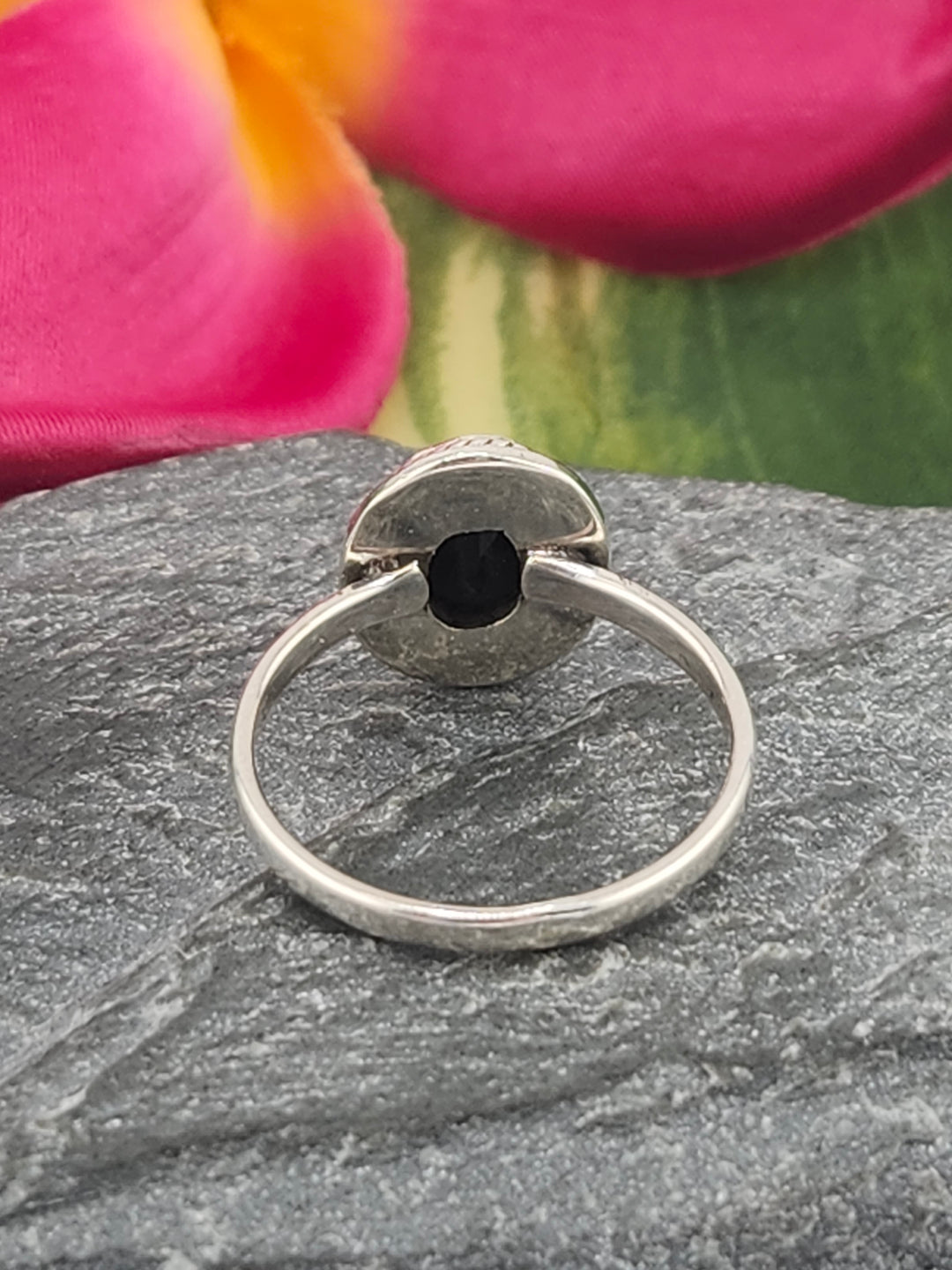 Black Onyx and 925 Sterling Silver Ring - Size 6.75