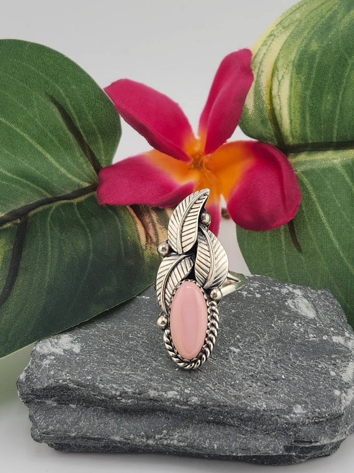 Queen Conch Feather Ring Size 8
