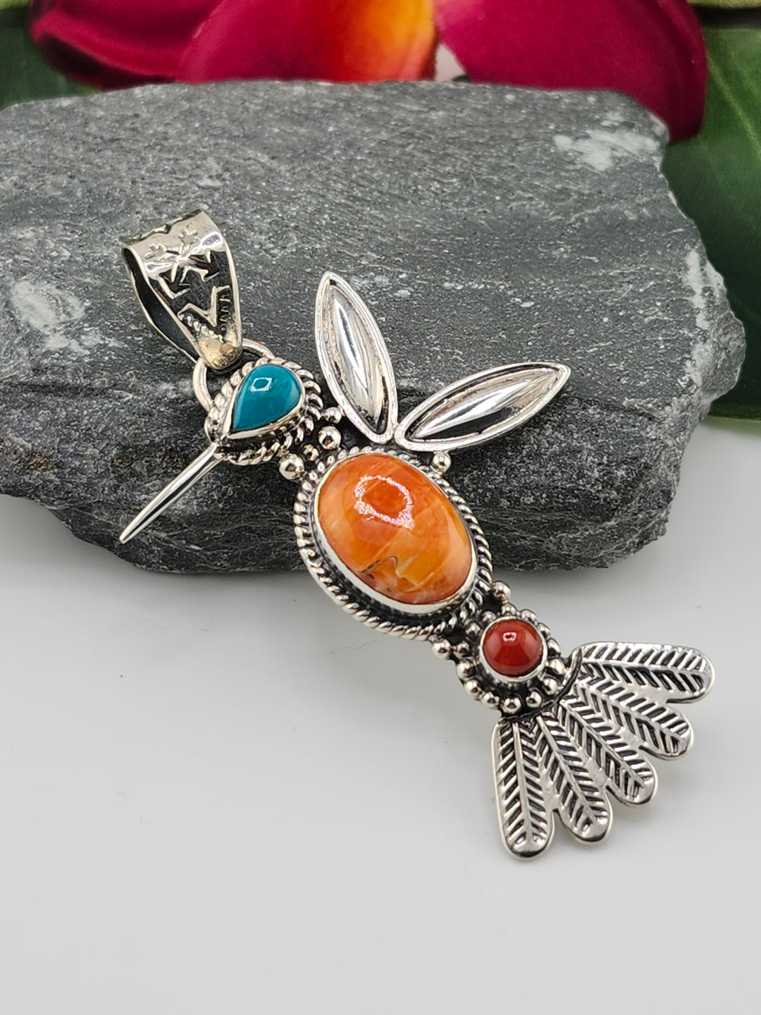 Turquoise/Orange Spiny Oyster/Italian Red Coral Hummingbird Pendant
