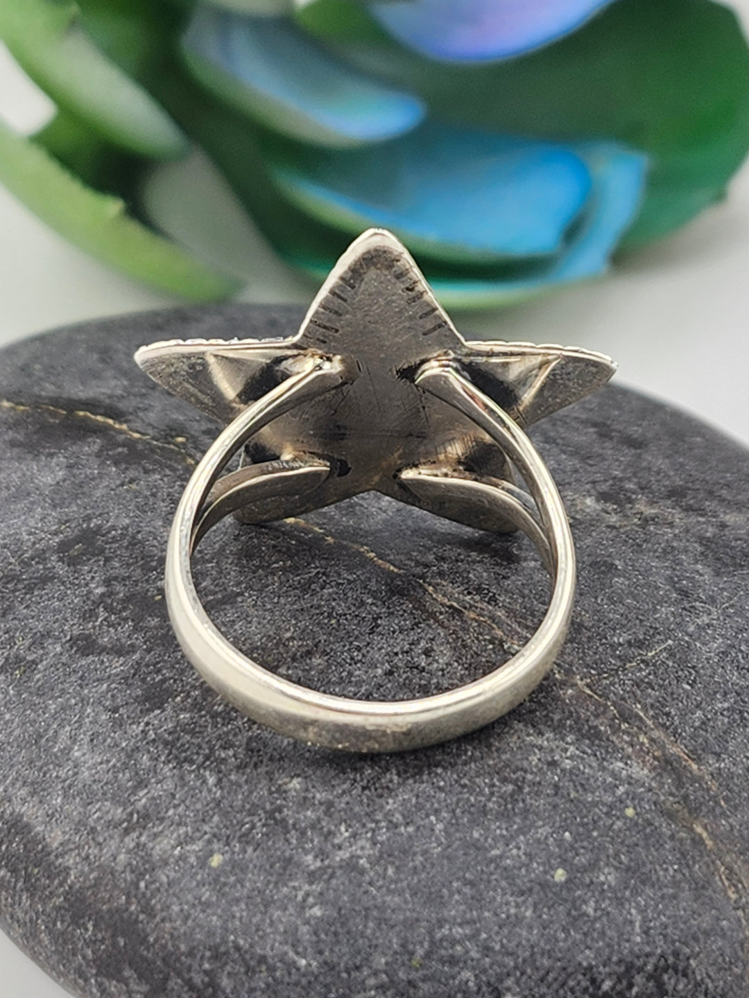 Kingman Turquoise and 925 Sterling Silver Star Ring - Size 8.75
