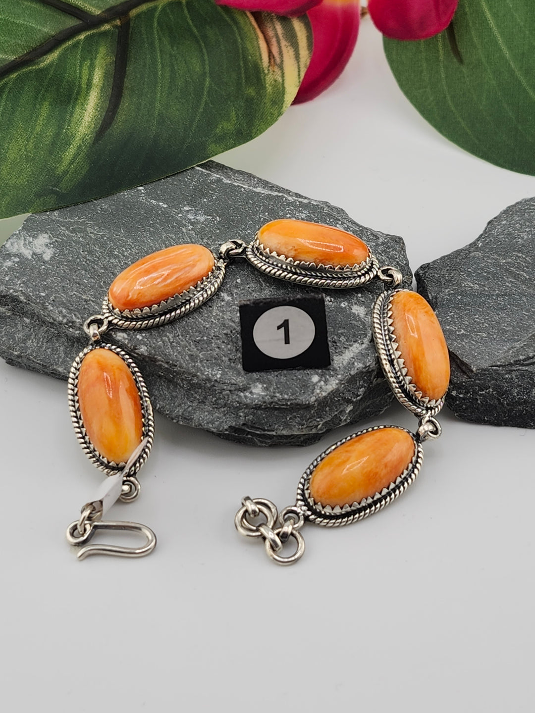 RESERVED FOR: Cassie Faunce - 1/21/2025 AM Show - 1 Sterling Silver Item