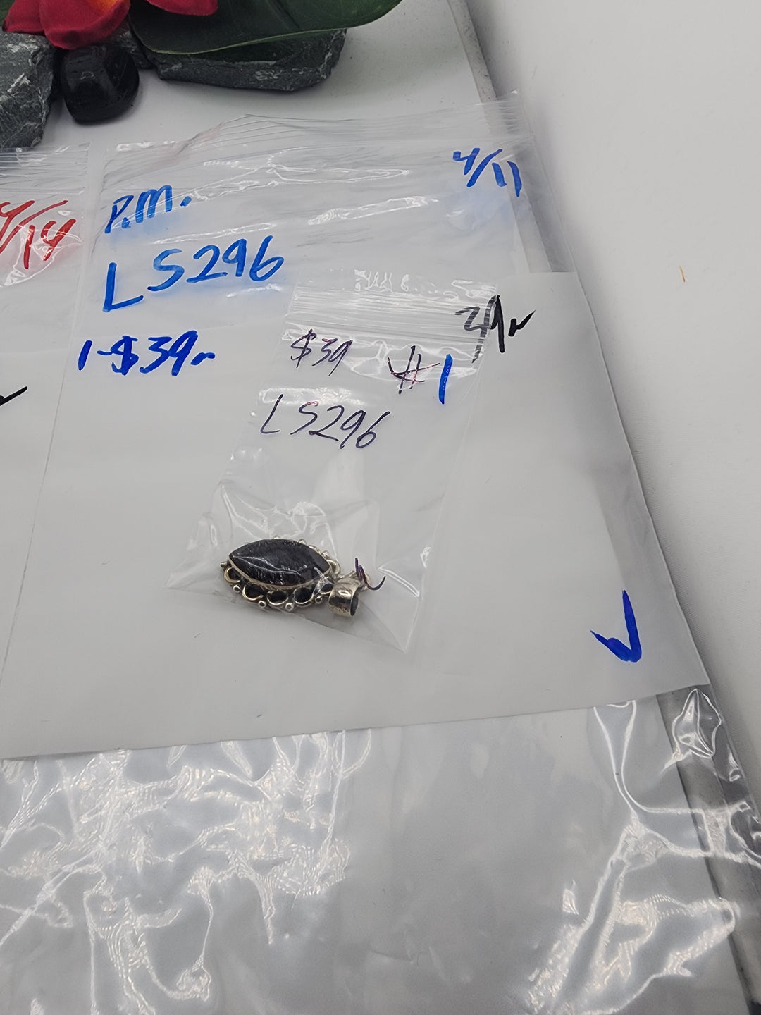 LS296 - 4/11/26 PM - 1 925 Sterling Silver Items