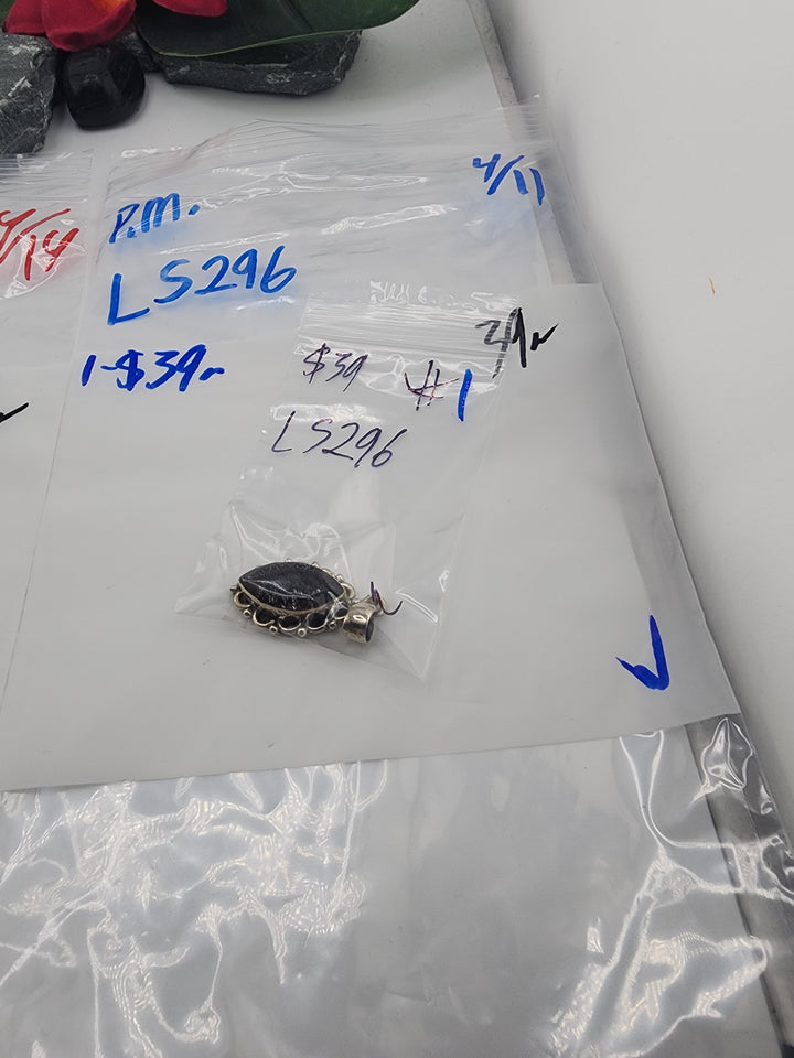LS296 - 4/11/26 PM - 1 925 Sterling Silver Items