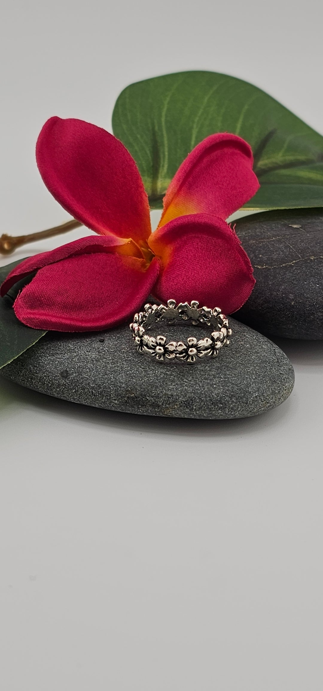 Flower Band Ring