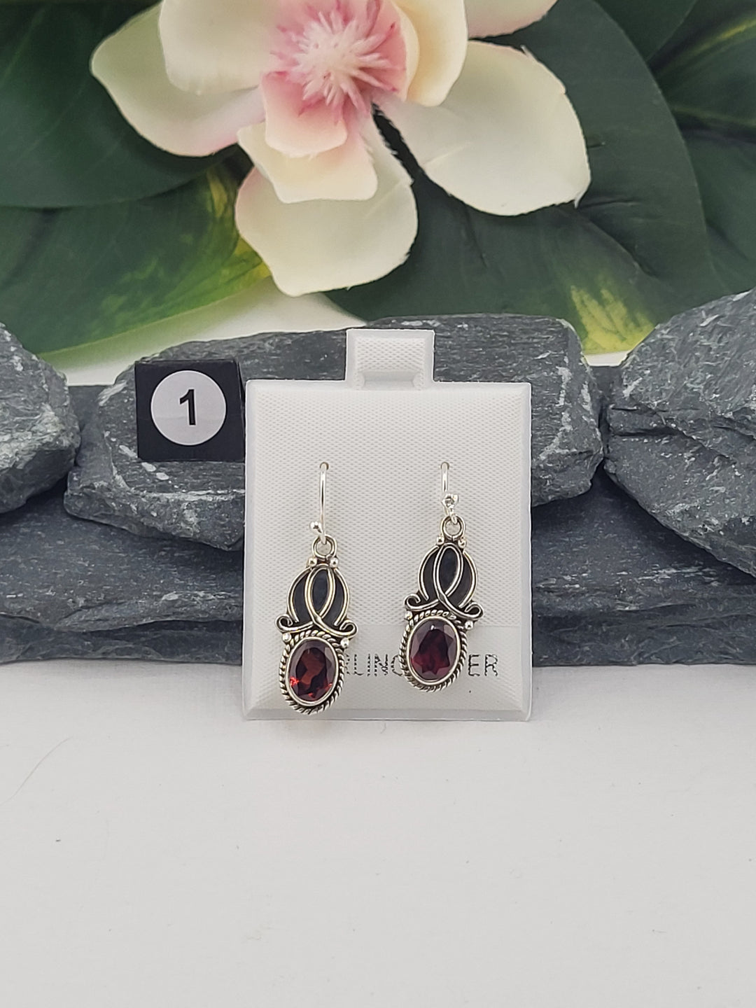 RESERVED FOR: OopsieDaisyMaybe♥️ -12/26/2024 - 1 Sterling Silver Items
