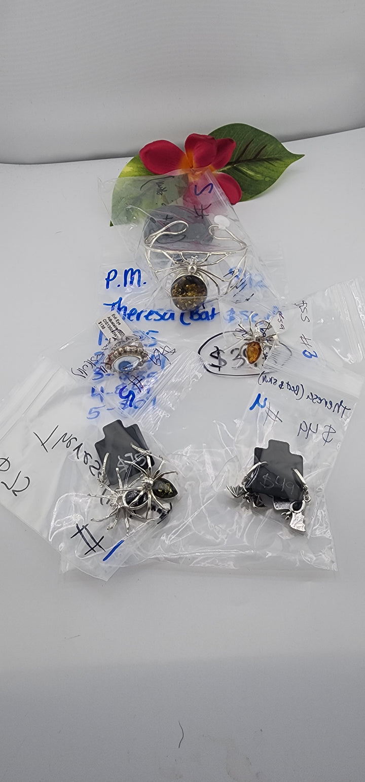 PM SHOW 48HR - RESERVED FOR: Theresa 🦇💀 - 9/12/2025 FL tiktok Live Show - 5 Sterling Silver Items