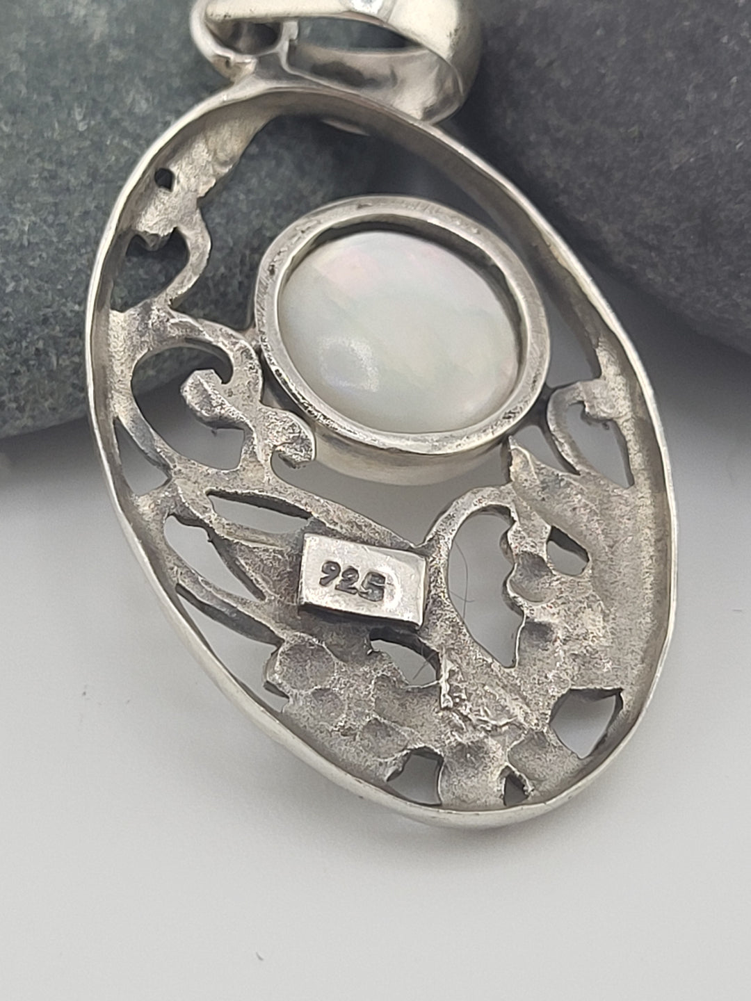 Mother of Pearl Silver Pendant