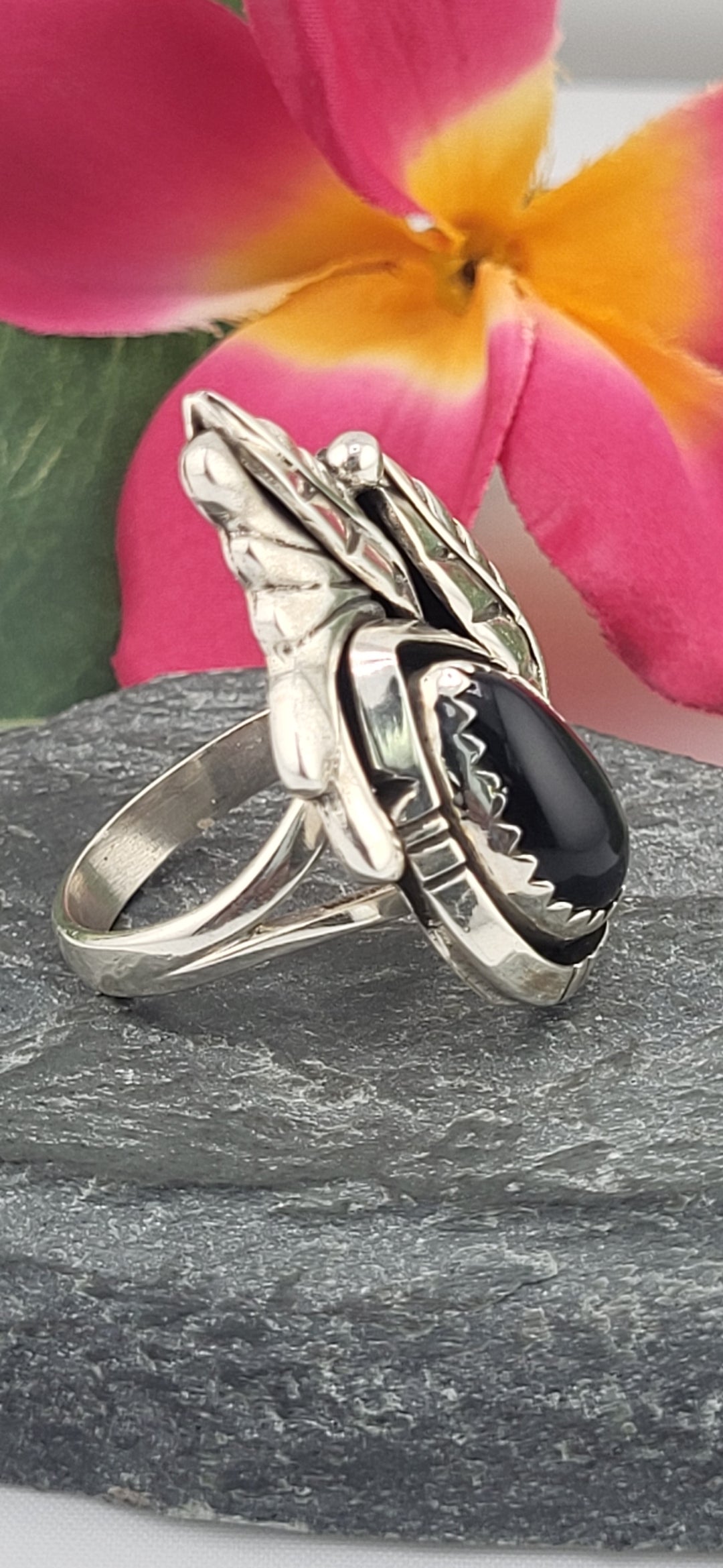 Onyx Teardrop & 925 Sterling Silver Leafs Ring Size 10