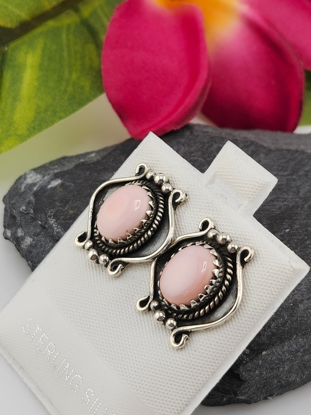 Queen Conch Stud 925 Sterling Silver Earrings