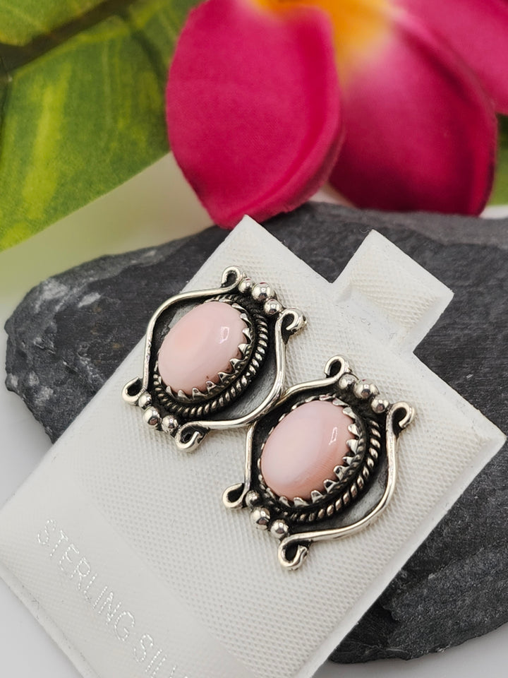 Queen Conch Stud 925 Sterling Silver Earrings