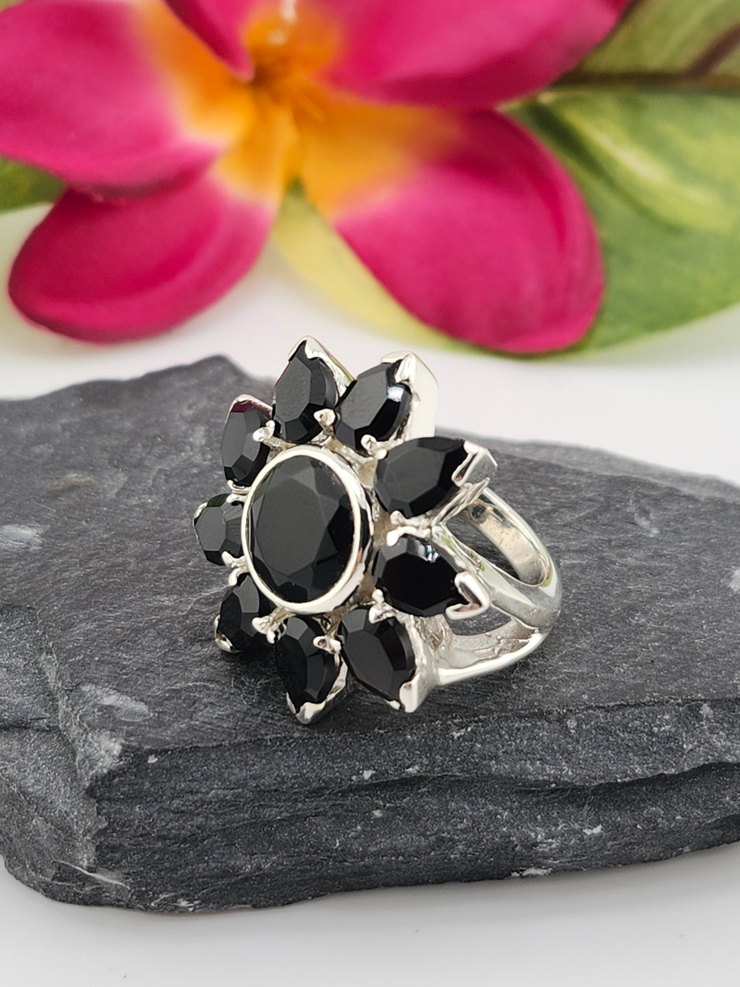 Cluster Black Onyx Ring Size 5.5