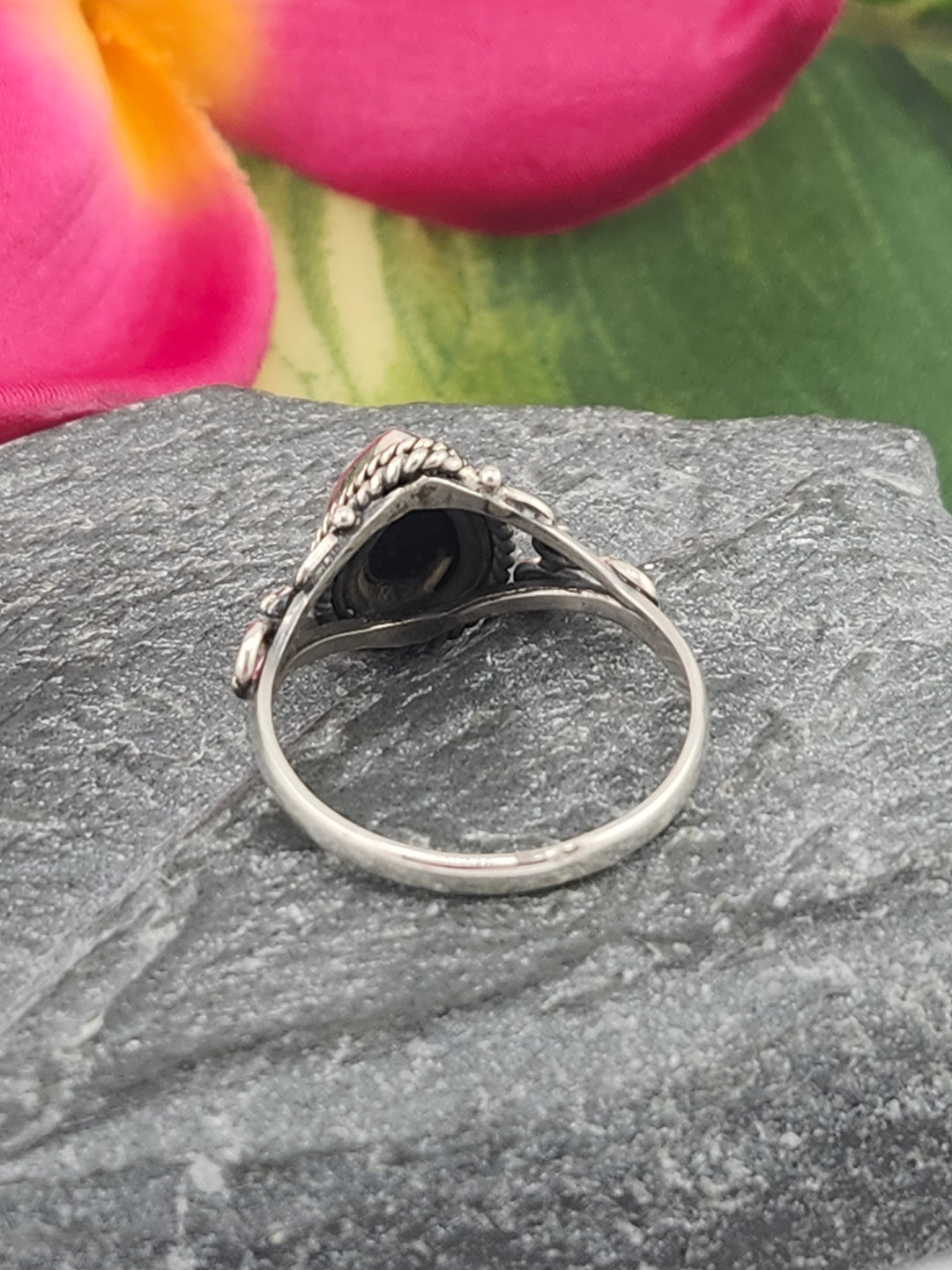 Black Onyx and 925 Sterling Silver Ring - Size 6.25