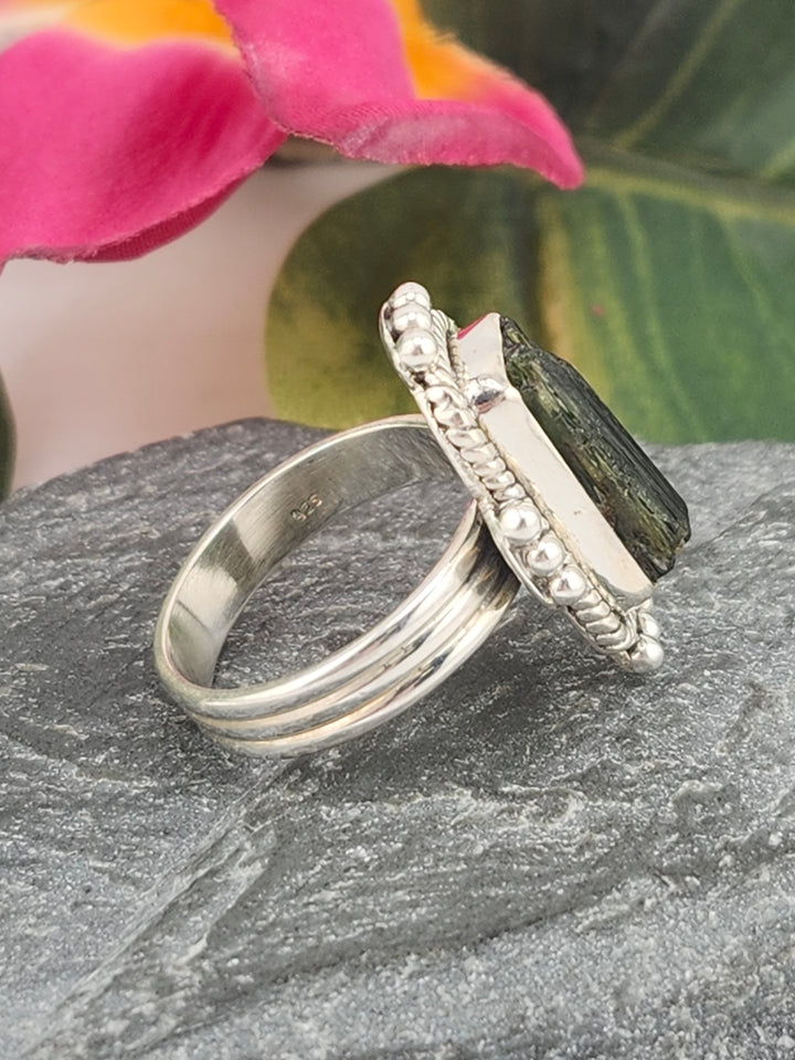 Raw Green Tourmaline and 925 Sterling Silver Ring - Size 6.75