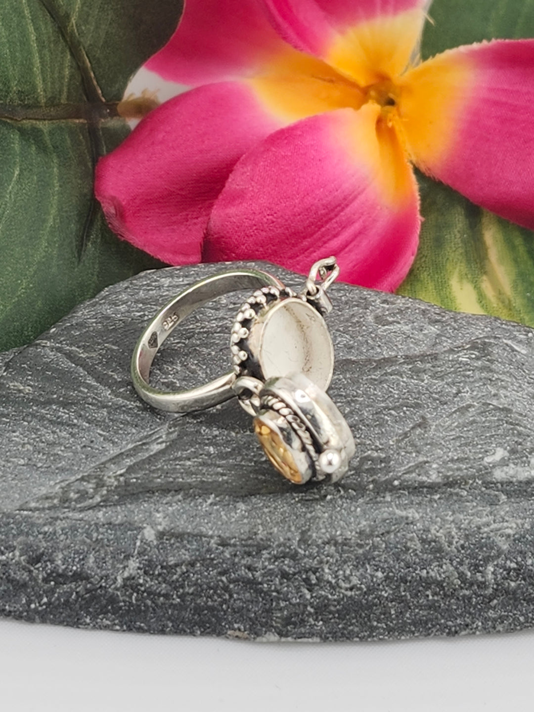 Citrine & 925 Sterling Silver Lockett Ring Size 5½