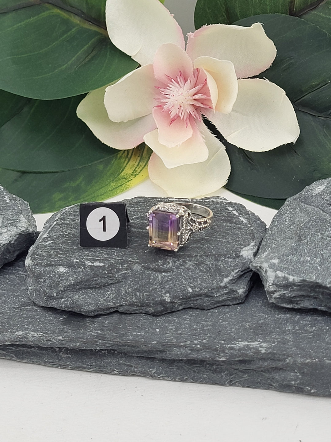 RESERVED FOR: Theresa🦇💀 -1/1/2025 - 1 Sterling Silver Items
