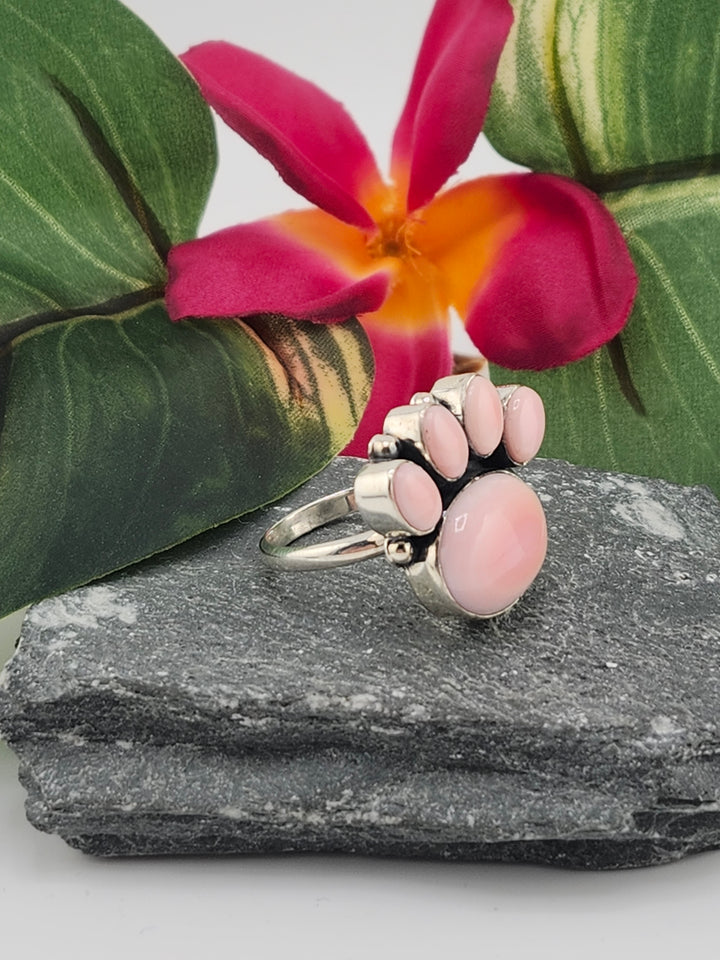Queen Conch Paw Ring Size 7