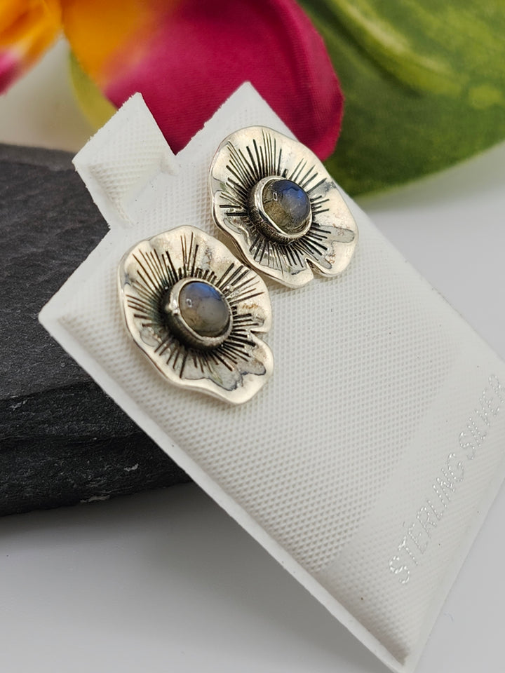 Labradorite Flower & 925 Sterling Silver Stud Earrings