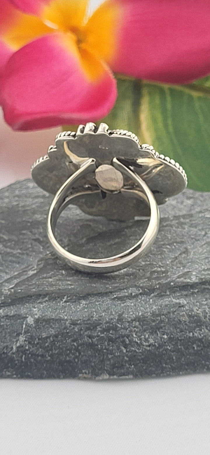 Moonstone and 925 Sterling Silver Ring Size 7