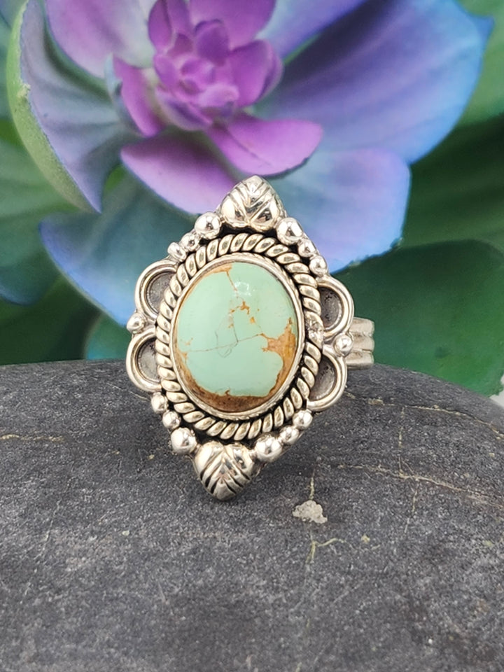 Kingman Turquoise and 925 Sterling Silver Ring - Size 7